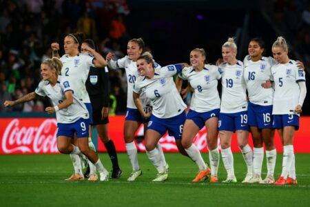 England win on penalties book last-8 spot after poor performance and down to 10 