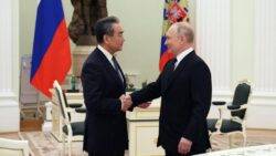 ? Live: Chinese foreign minister to visit Russia for security talks