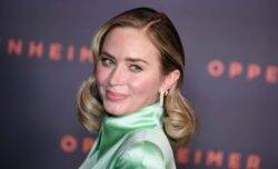 Emily Blunt issues grovelling apology for fat-shaming waitress