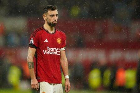 Ian Wright blames Man Utd captain Bruno Fernandes over Antony incident