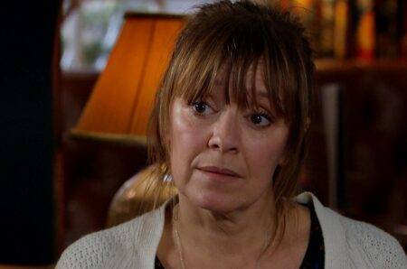 Emmerdale Spoilers: Struggling Rhona makes big decision about baby Ivy after tragic death