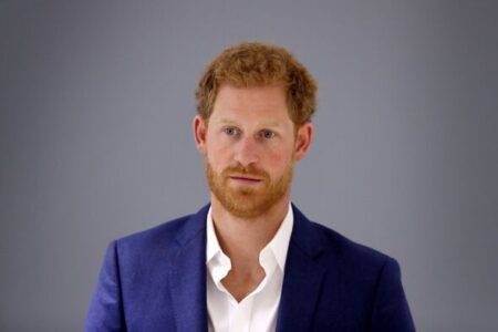‘I don’t think it happened!’ Royal expert savages claim that King Charles spoke to Harry