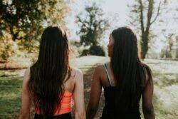 6 common things people secretly hate about their friends, according to therapists