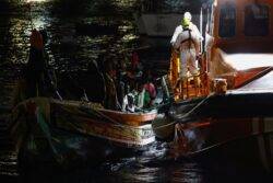 500 migrants rescued off coast of Canary Isles as four die