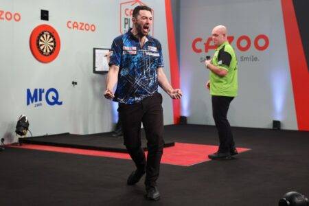 2024 World Darts Championship ‘a bit too soon’ for Luke Humphries, reckons Peter Wright