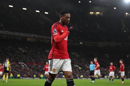 Erik ten Hag defends Anthony Martial after Manchester United striker is booed once again