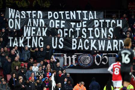 Roy Hodgson responds to Crystal Palace protest banners as supporters take aim at owners