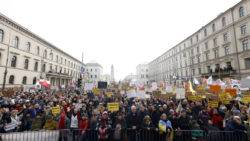 Hundreds of thousands rally in Germany against far-right deportation plans