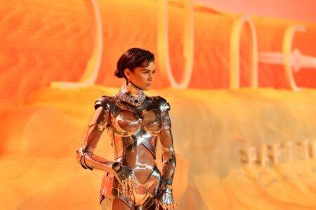 People are having really weird thoughts about Zendaya in her robot outfit at Dune II premiere