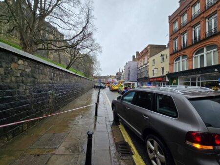 Car crashes into walls of Windsor Castle