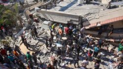 At least 30 dead in third Israeli strike on a school in a week