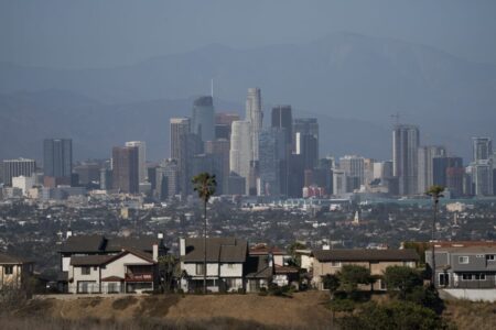 4.4 magnitude earthquake hits Los Angeles area