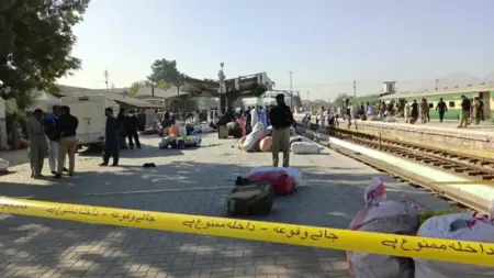 Railway terror attack kills at least 25 in Pakistan