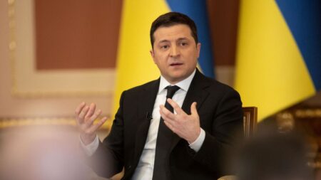 Ukraine pushes for NATO membership