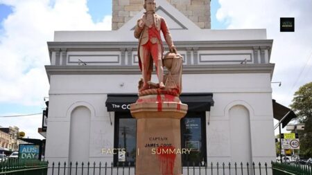 Captain Cook statue vandalised ahead of Australia Day